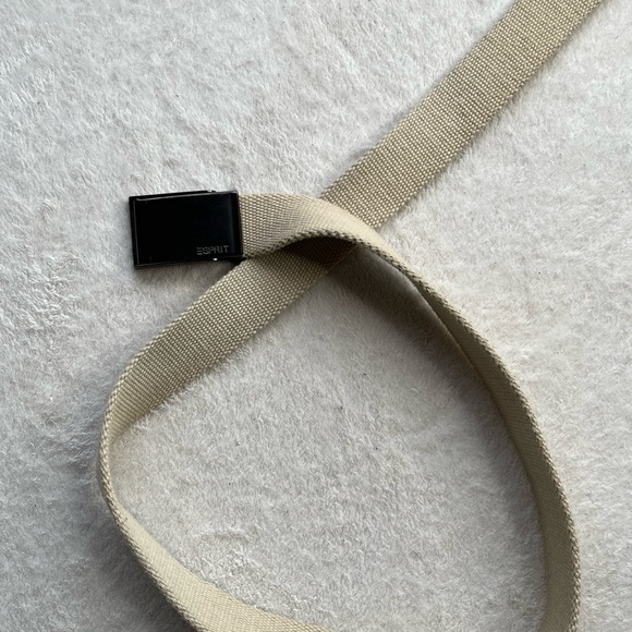 Esprit belt - Picture 1 of 3